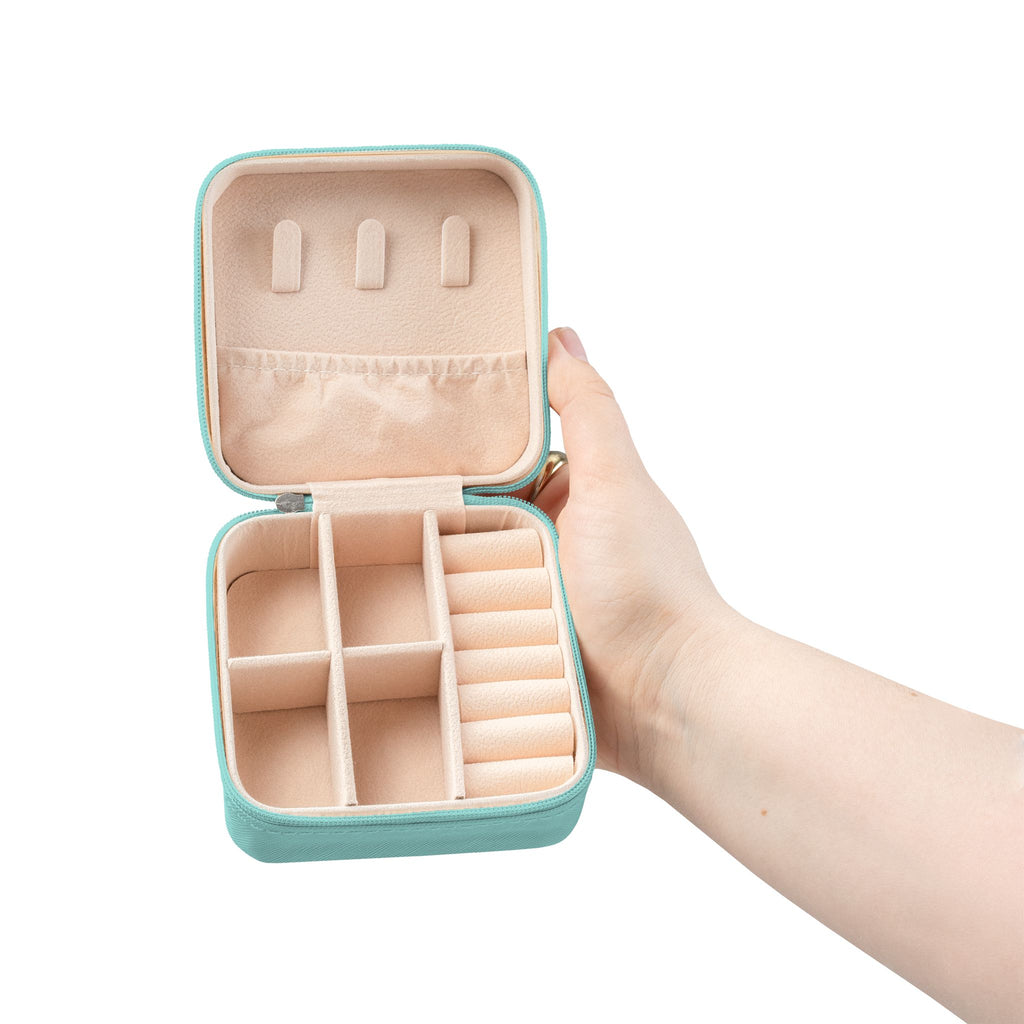 Compact Pink Jewelry Travel Case — Soft Zipper Organizer for Rings, Earrings & Necklaces
